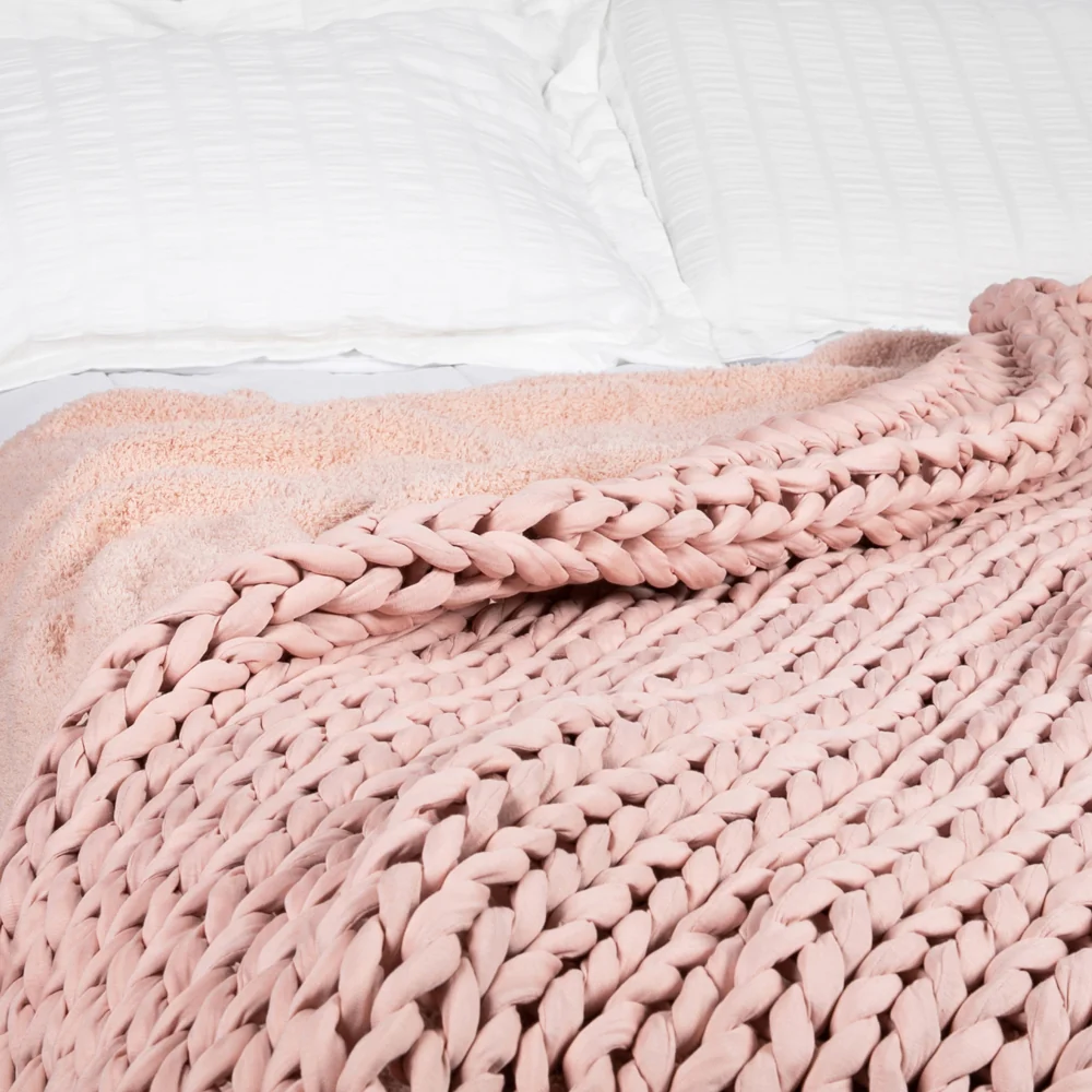 Plushknit Cocoon - Image 14